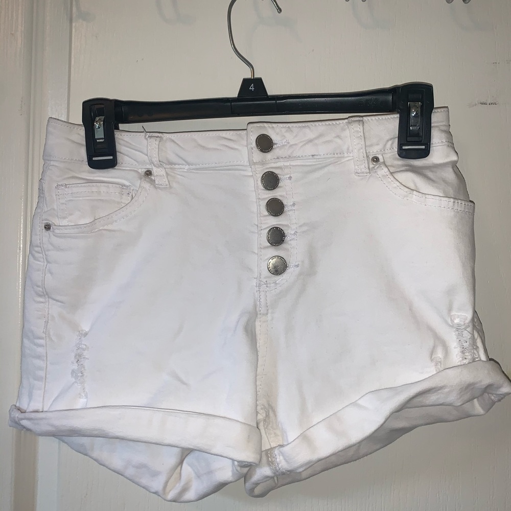 White high waisted shorts